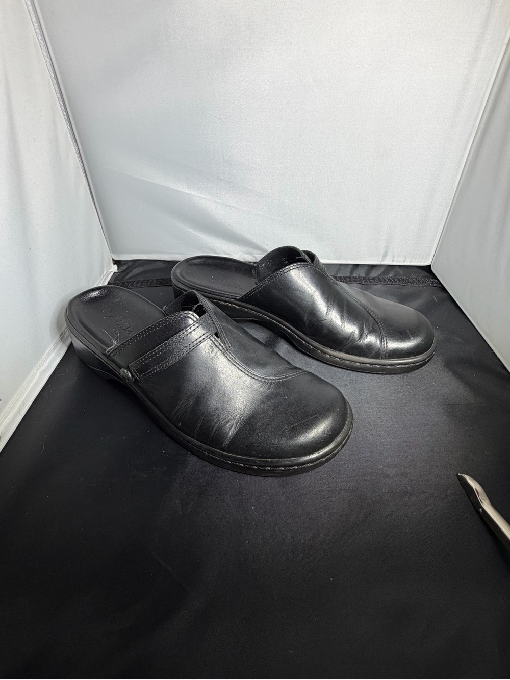 Clarks Women's Black Leather Slip-On Clogs